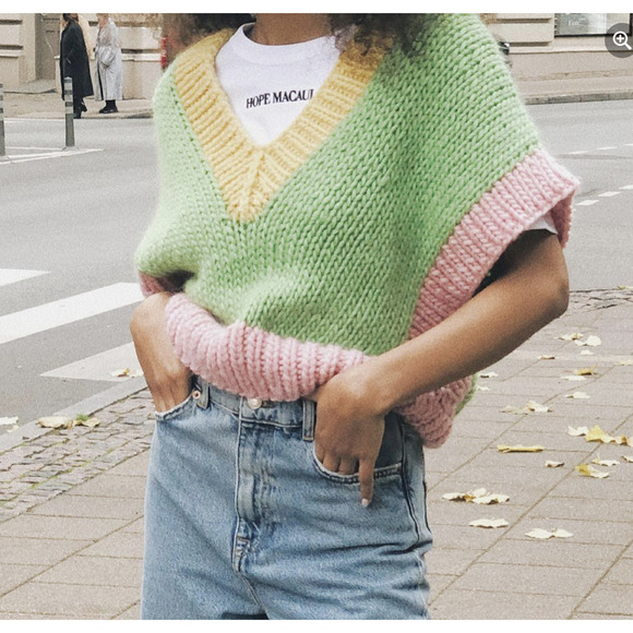 Free People Hope Macaulay Cartoon Vest Top Sz L/XL Chunky Knit Handmade Luxury - Picture 4 of 14